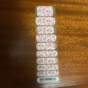 ✨5 for $20✨ Birds & Blooms Jamberry Half Sheet